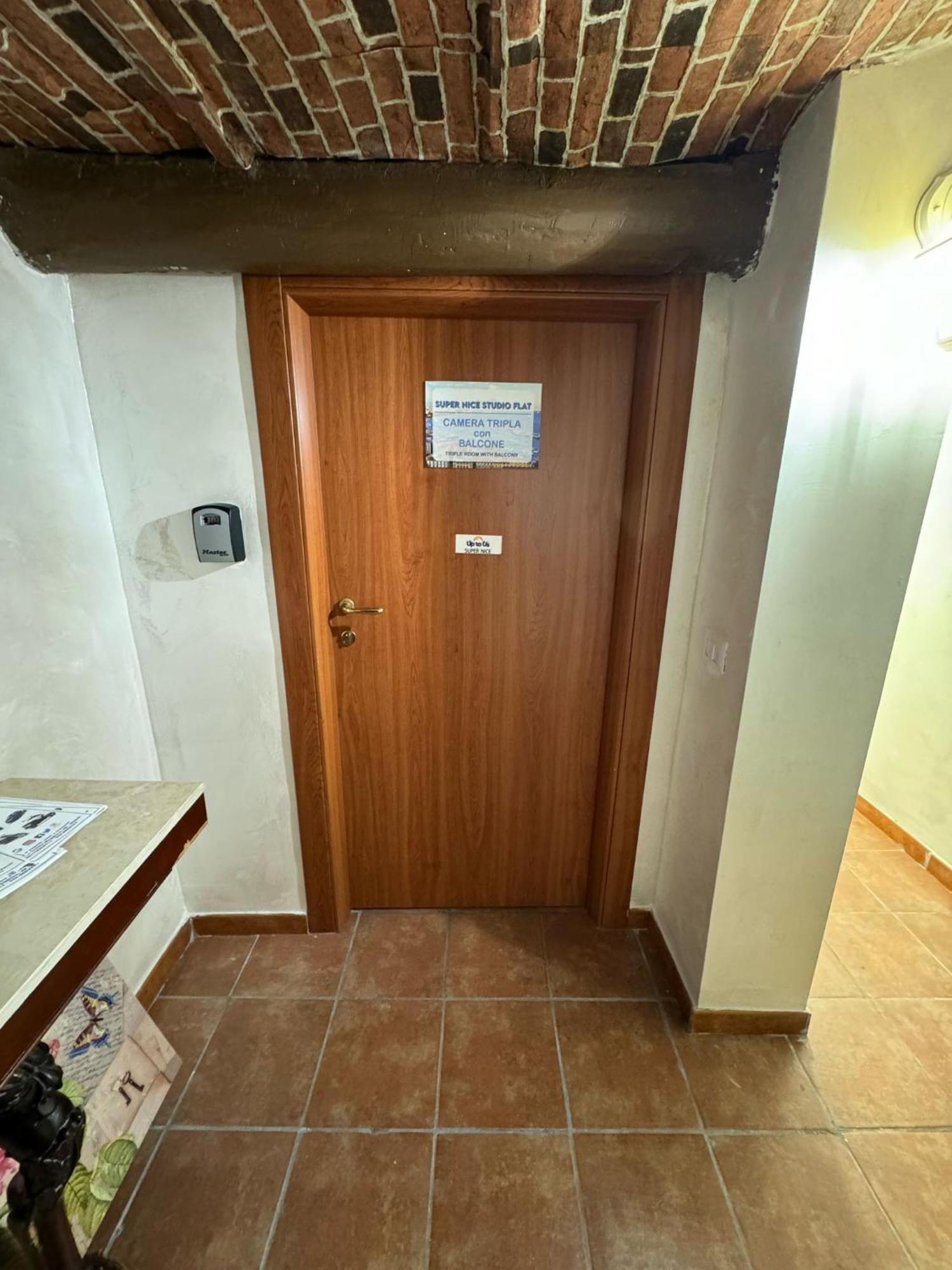 Super Nice Studio Flat Napoli Ngoại thất bức ảnh